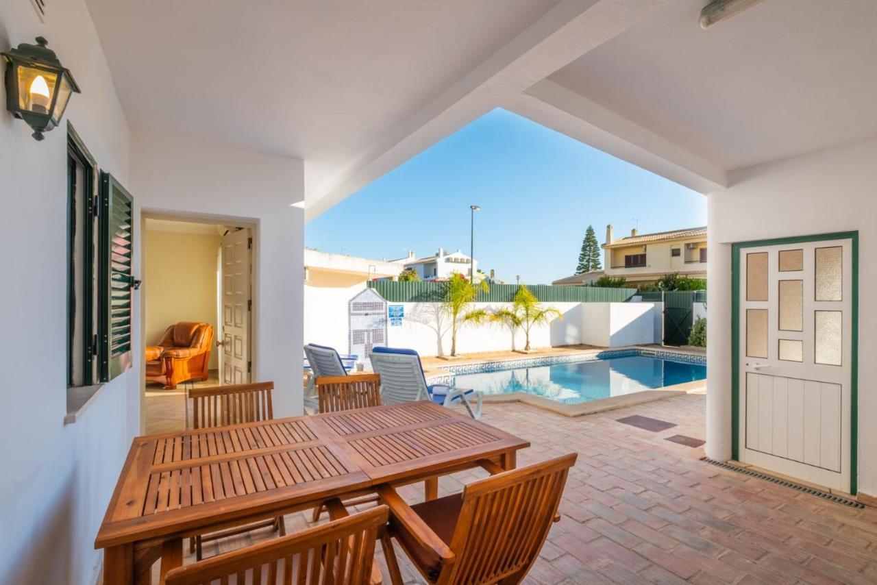 אלבופיירה Villa Sequeira - Private Pool - Free Wifi - By Bedzy מראה חיצוני תמונה