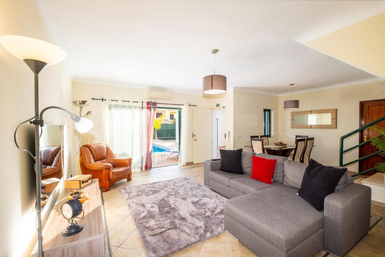 אלבופיירה Villa Sequeira - Private Pool - Free Wifi - By Bedzy מראה חיצוני תמונה