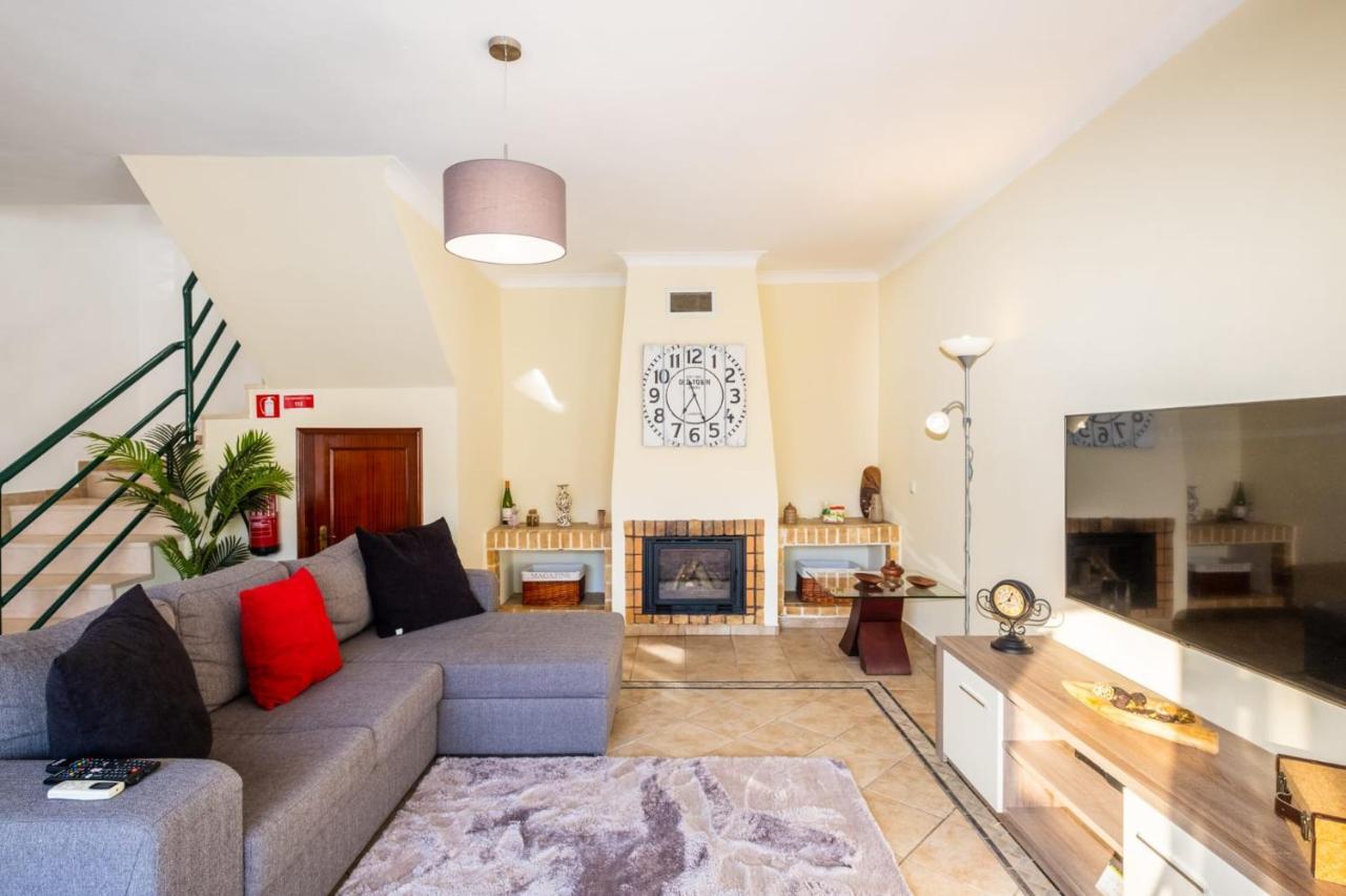 אלבופיירה Villa Sequeira - Private Pool - Free Wifi - By Bedzy מראה חיצוני תמונה